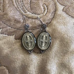 VSA drop earrings in silver with gold detail.